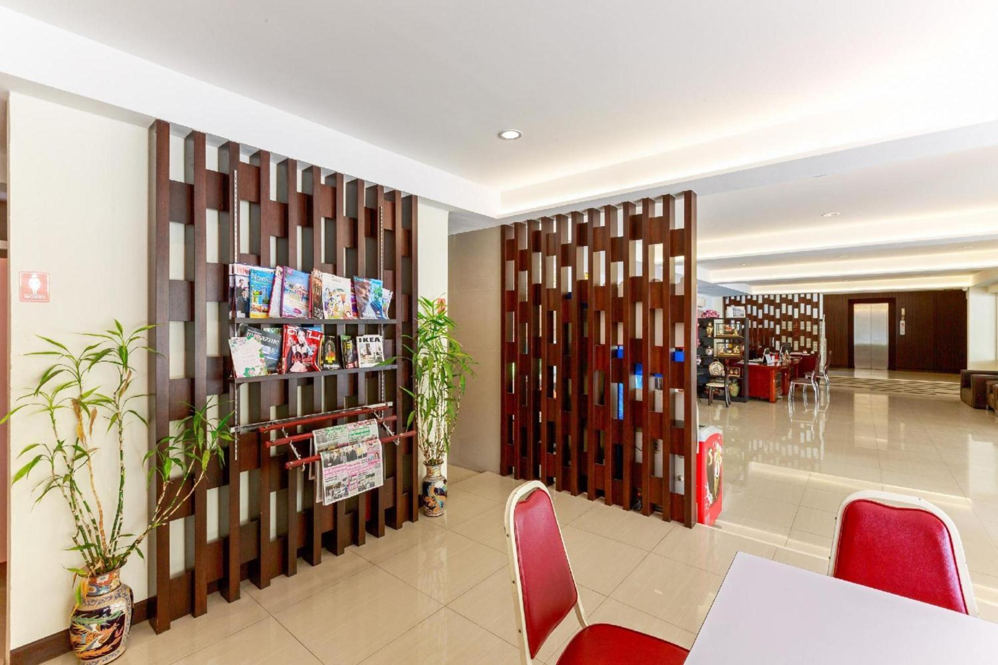 Collection O Vresotel Nonthaburi Exterior photo